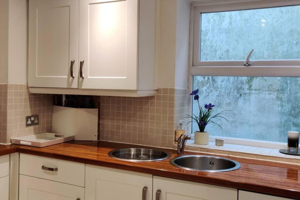 Extremely Well Located Seafront 1 Bedroom Apartment In Brighton Eksteriør billede